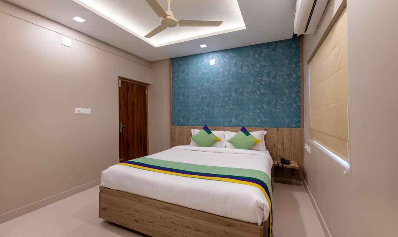 Hotel Treebo Sreepathi Prayag,Guruvayur Temple Exterior foto
